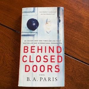 BOOKS - Behind Closed Doors (B.A PARIS)